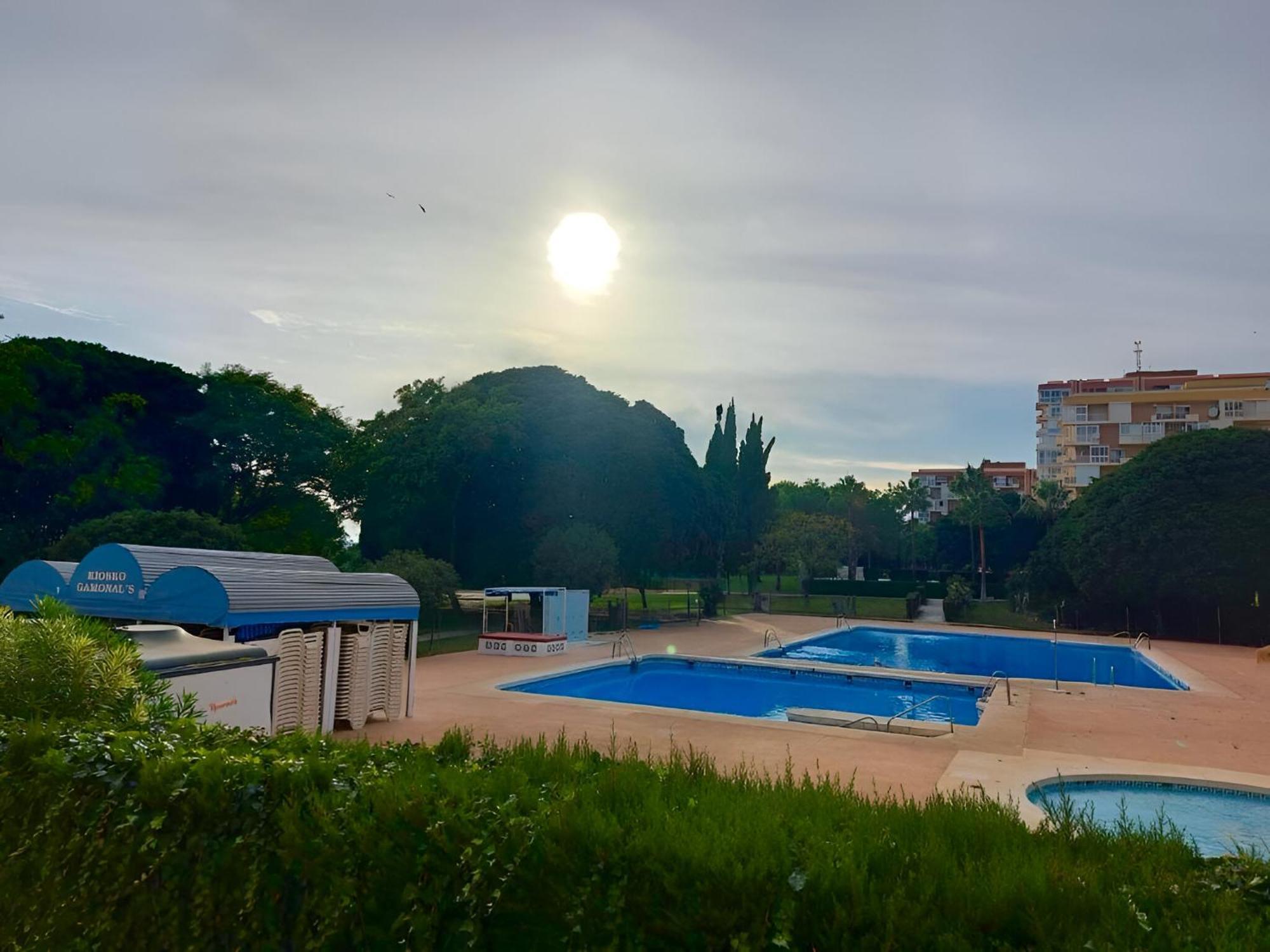 Luxury Suites Sunset Beach Benalmadena Ngoại thất bức ảnh