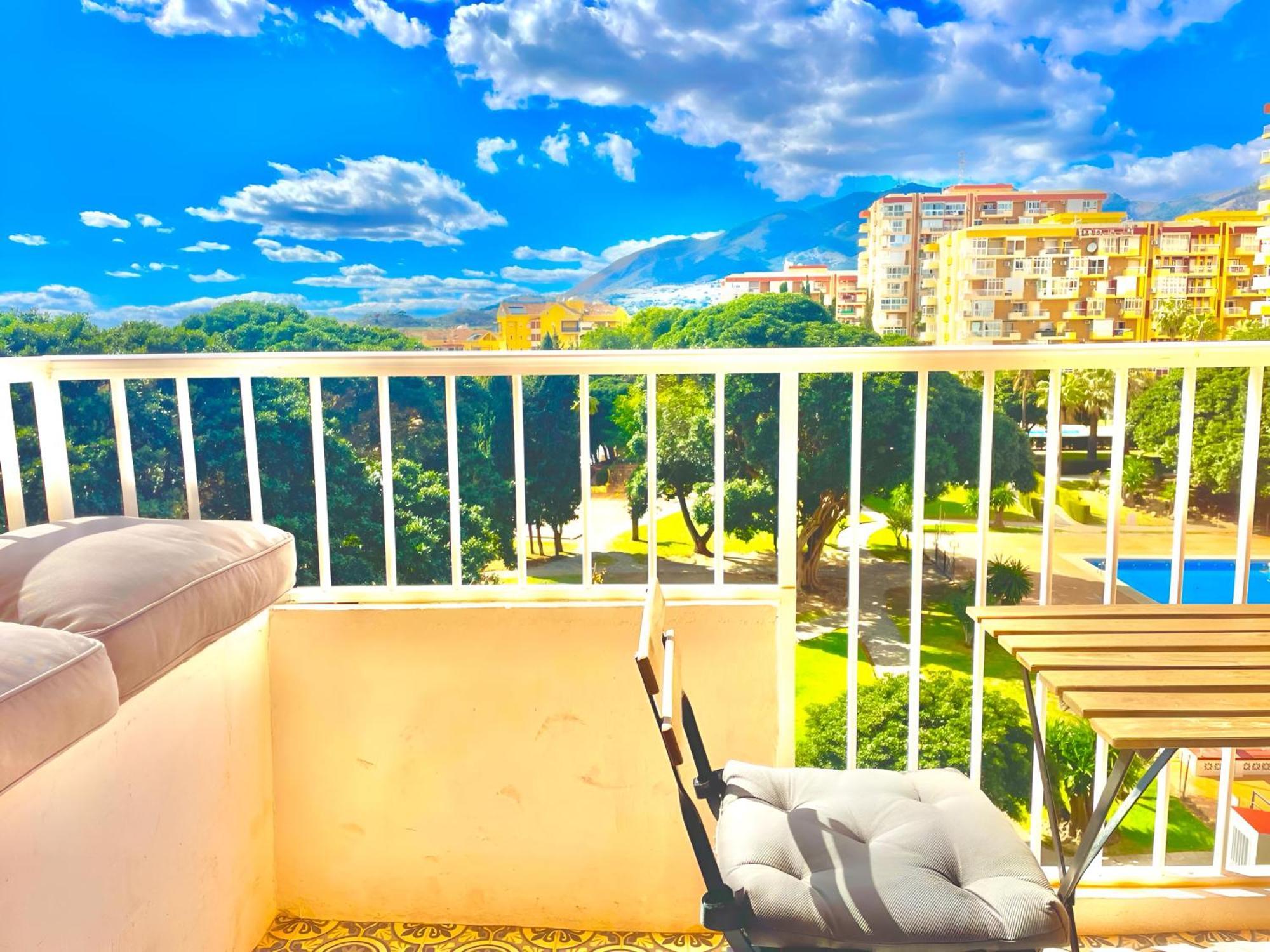 Luxury Suites Sunset Beach Benalmadena Ngoại thất bức ảnh